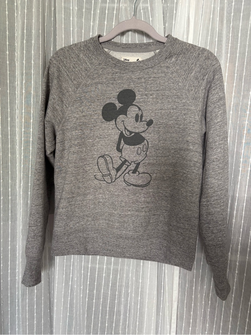 Uniqlo Gray Crewneck Sweatshirt with Mickey Mouse Graphic XS